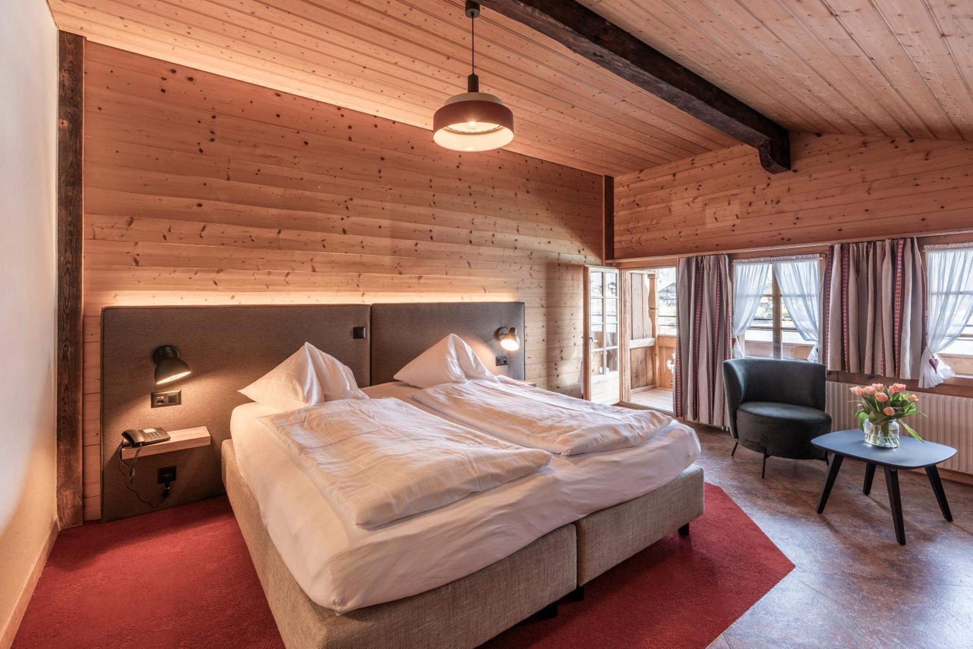 Deluxe Double Room Lake View